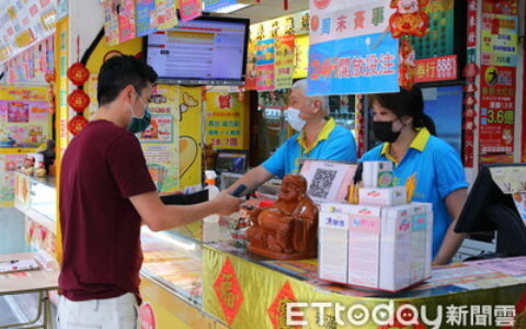 快訊／威力彩「8億」獎號出爐！快來對獎變富翁　今晚財神去誰家